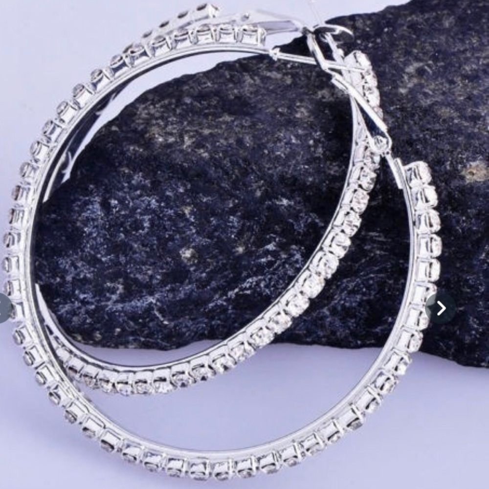 ✨Silver  Hoops✨ - Picture 3 of 5